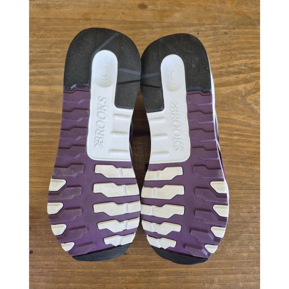 Brooks Purple and Black Women's Sneakers - Picture 7 of 14
